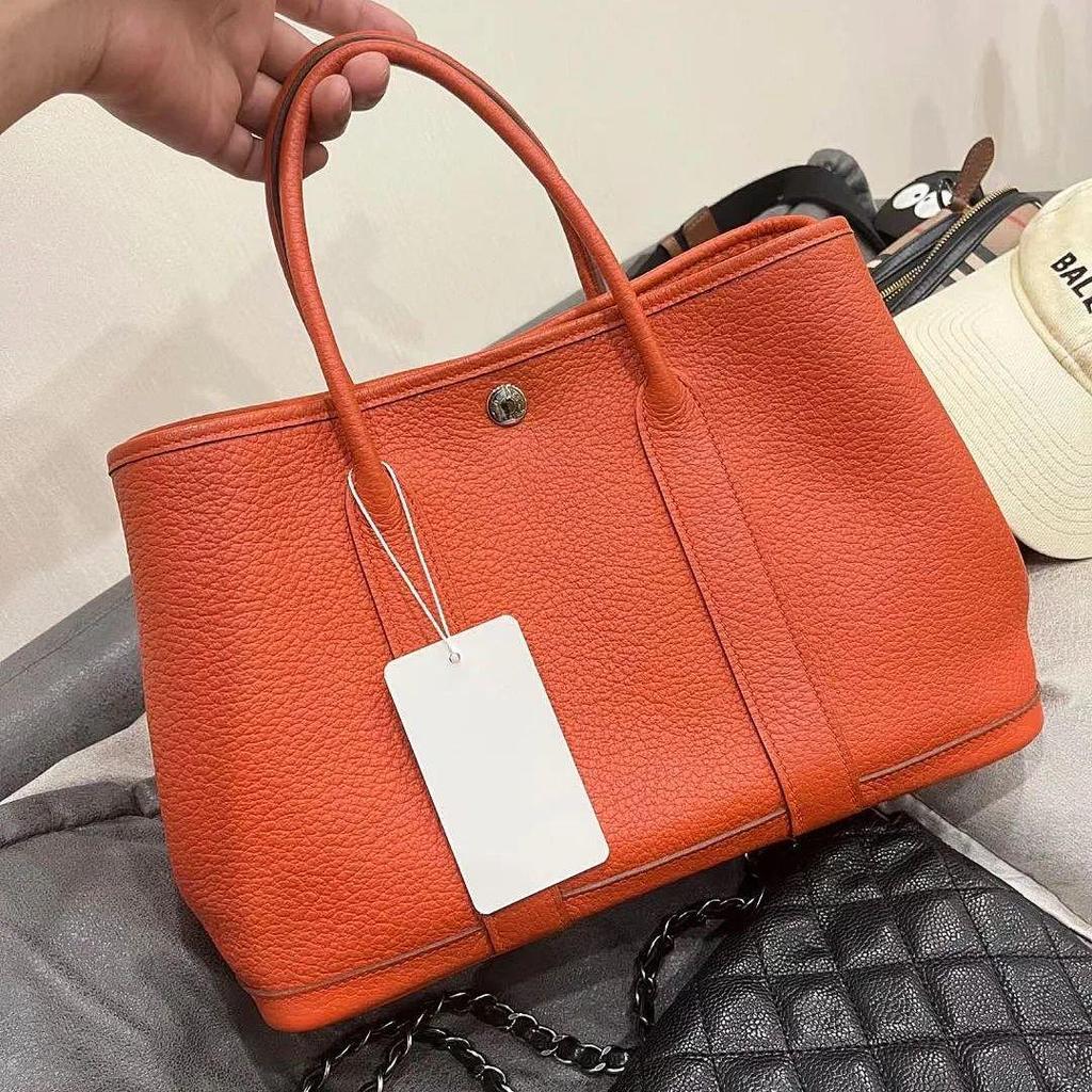 2025 Vielseitige Damen-Handtasche mit großer Kapazität aus echtem Leder für den Weg zur Arbeit