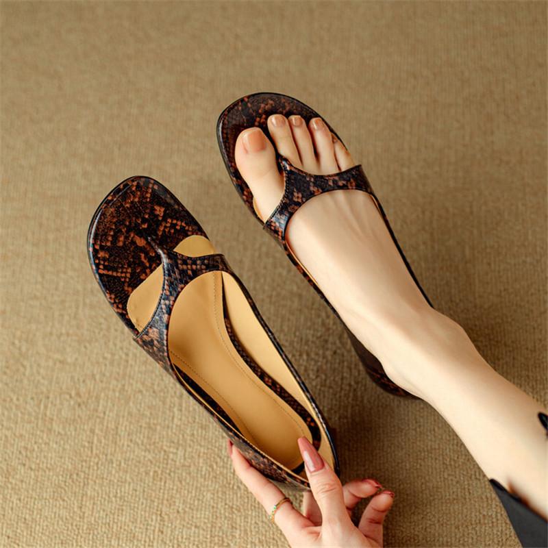 Fashion New Genuine Leather Summer Sandals Round Toe Low Heel Roman Sandals for Women Fashion Pinch Toe Flat Shoes Concise Ladies Shoes