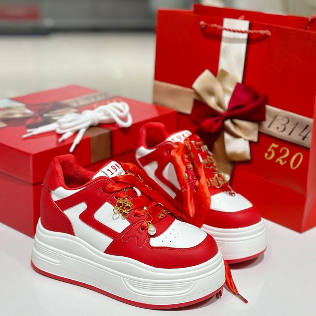Romantic red Xiuhe high-heeled wedding shoes 2025 new thick-soled inner height increase of 9CM comfortable leather casual board shoes