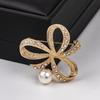 Vintage Pearl Bow Brooches For Women Fashion Baroque Style Pins Wedding Corsage Party Accessories Christmas Gift