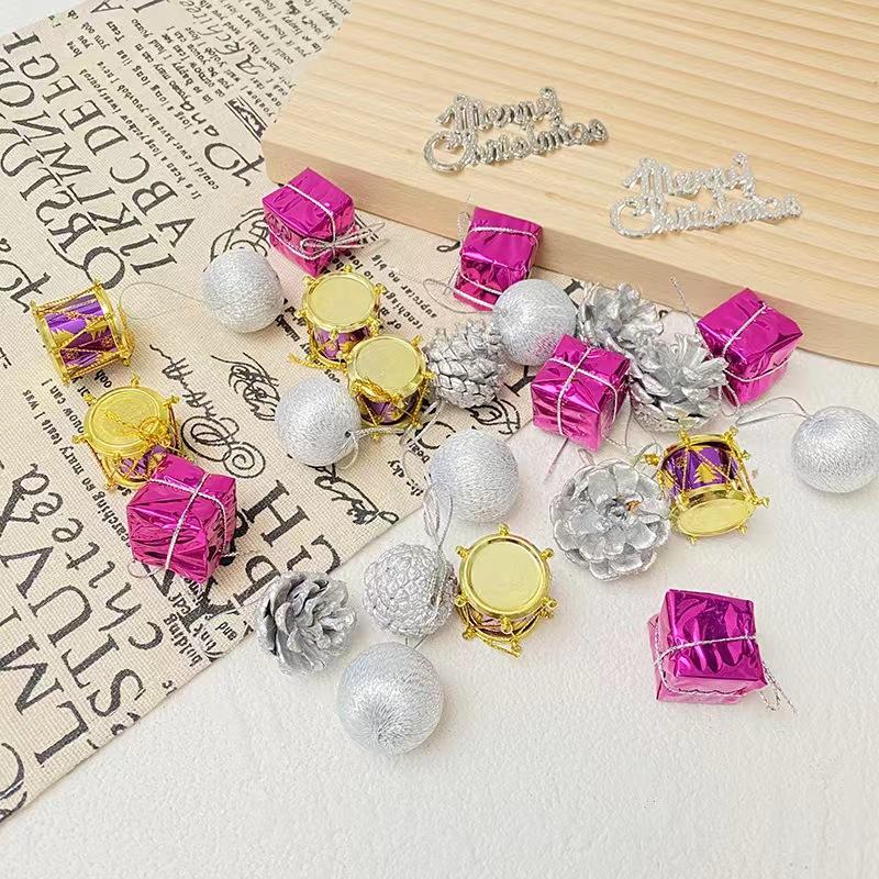26Pcs Christmas Ball Ornament with Gift Box Christmas Tree Hanging Ornaments Christmas Decorations Home Decorations