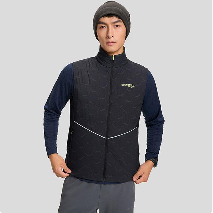 Saucony Full Print Zip Neck Warm Vest Men Vests Black SC2230121A-PR05