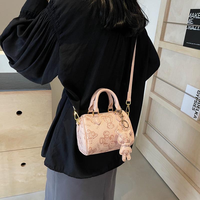 Premium sense niche bag women's summer 2025 new fashion versatile messenger bag popular portable Boston bag