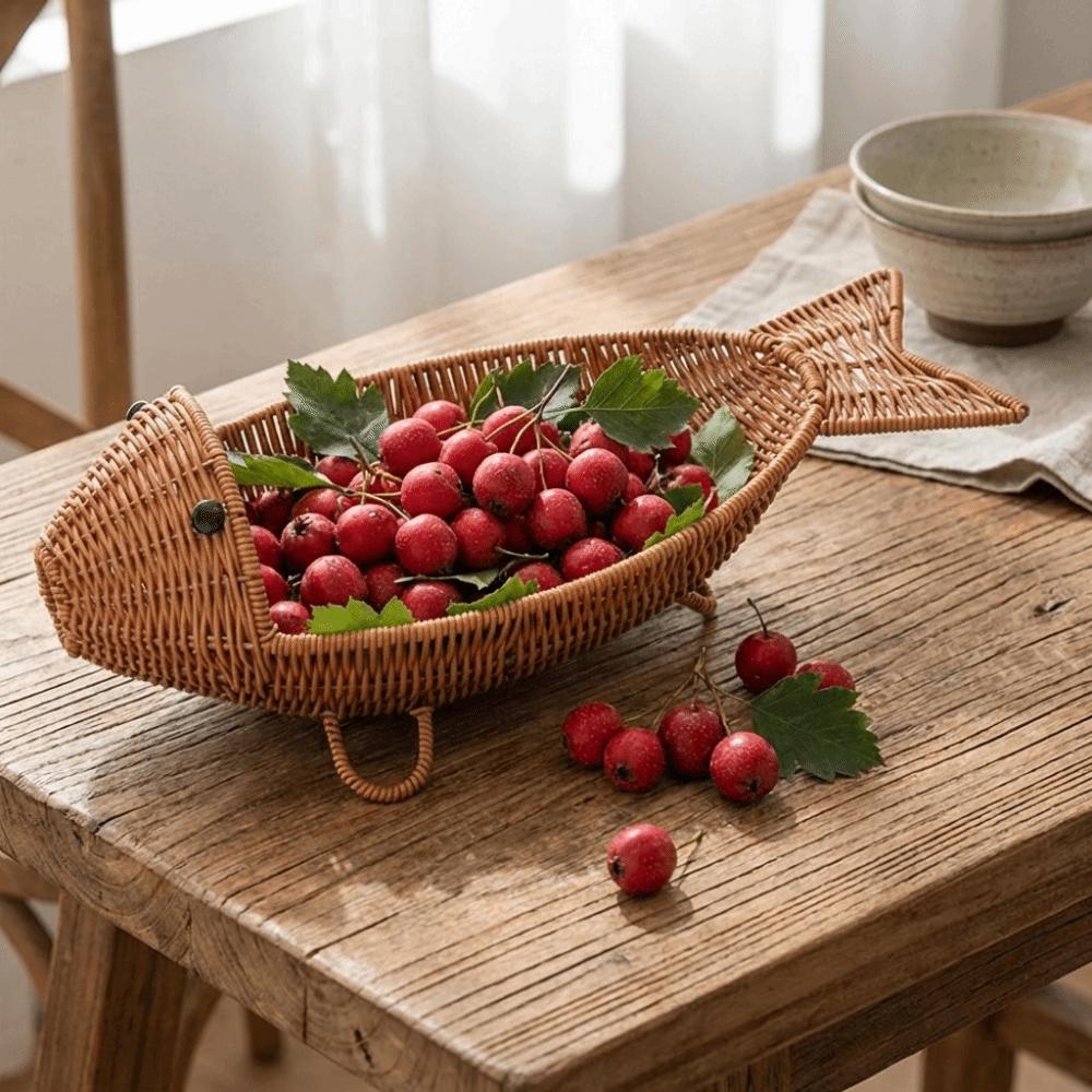 Plastic Snack Fruit Plate Fish Shape Woven Storage Basket Durable Bread Basket  Dining Table