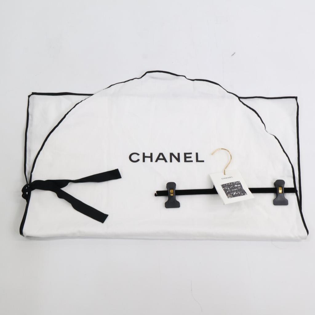 Chanel Excellent Condition, Genuine Japanese Domestic Product P77734V69419, Rhinestone COCO Button Tweed Wide-leg Shorts Bottoms 36 Dark brownUsed