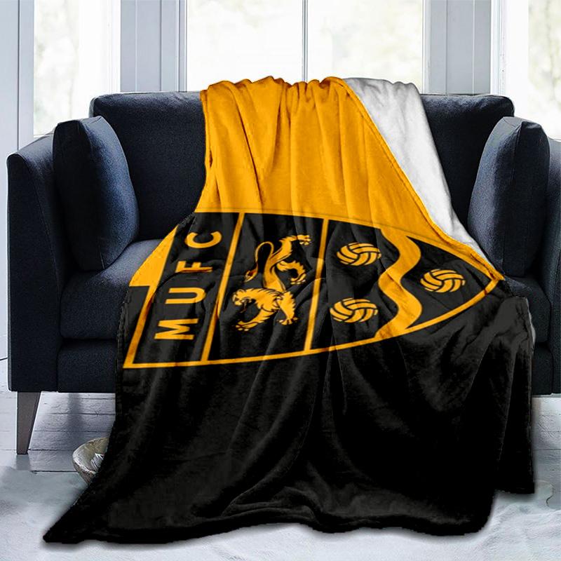 Football Crest Printed Throws Blanket Soft Flannel Blankets for Couch Bed Gifts for Men Women Picnic blanket Christmas gifts