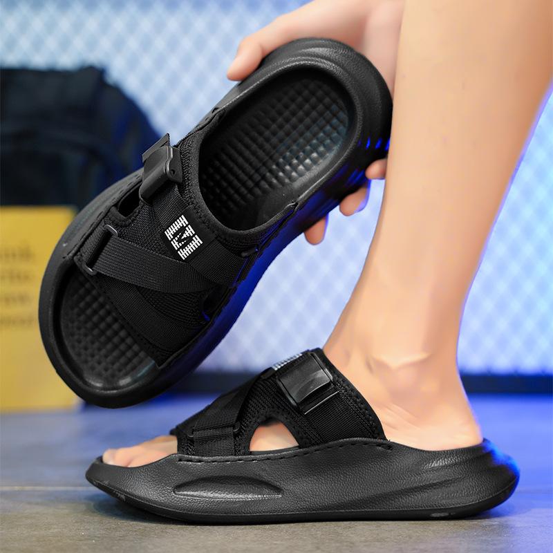 Slippers men's summer non-slip new driving thick bottom stepping on shit feeling comfortable sandals home fashion versatile one-word drag