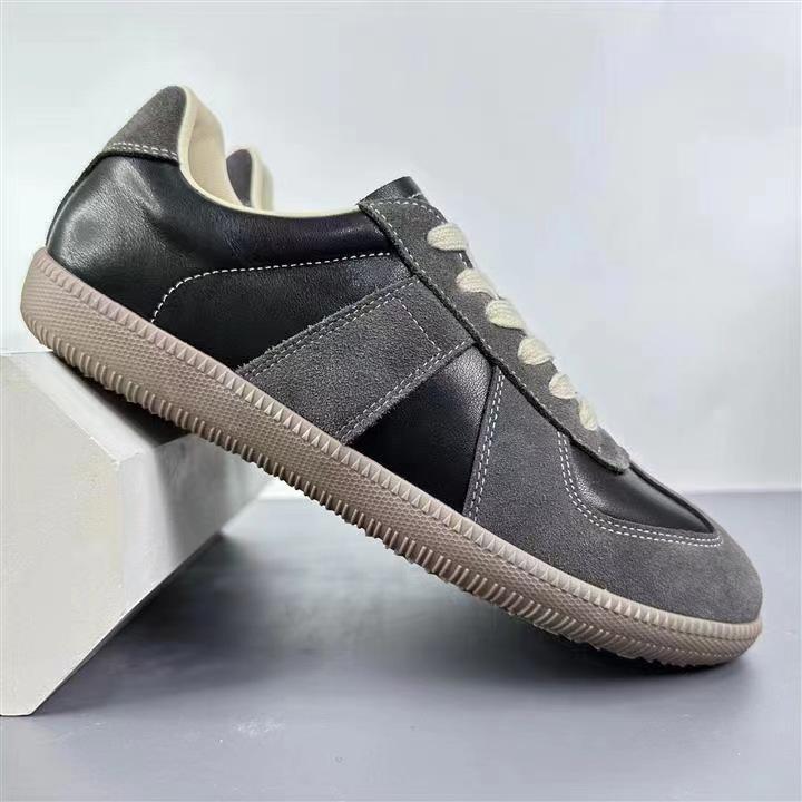 Spring New Breathable Flat Shoes Versatile Trend German Training Shoes Classic Retro Leather White Shoes Men's Casual Shoes