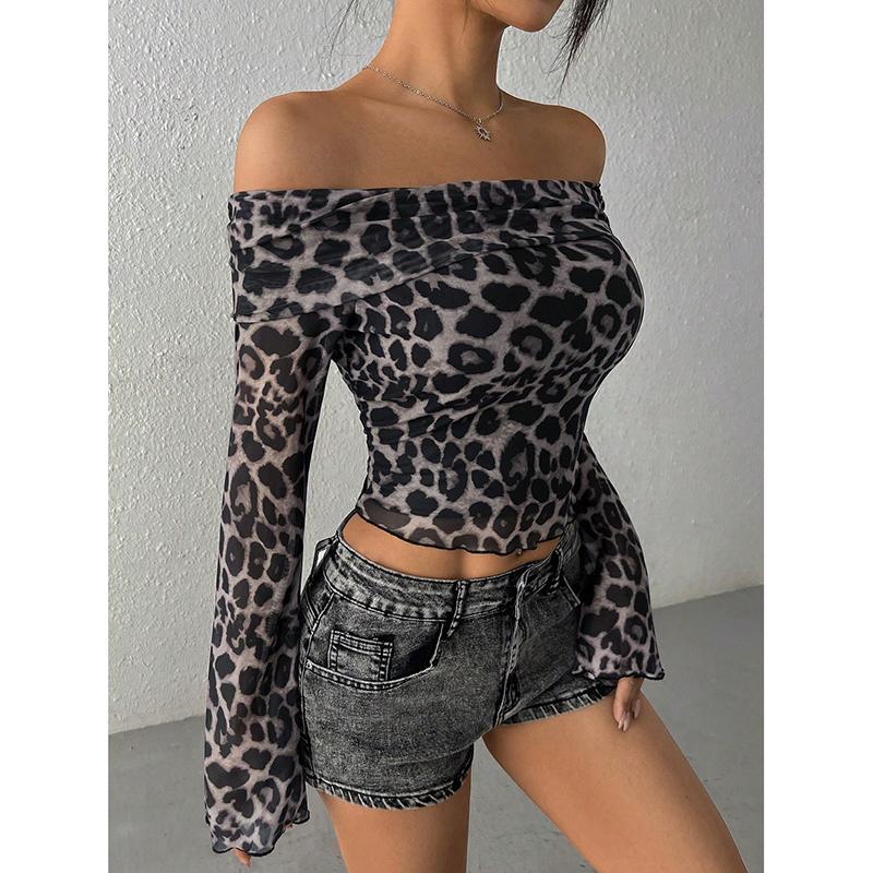 Sexy Women T-shirt Autumn New Streetwear Fashion Long Sleeves O-Neck T-shirt Leopard Off Shoulder Female Versatile Knitted Tees