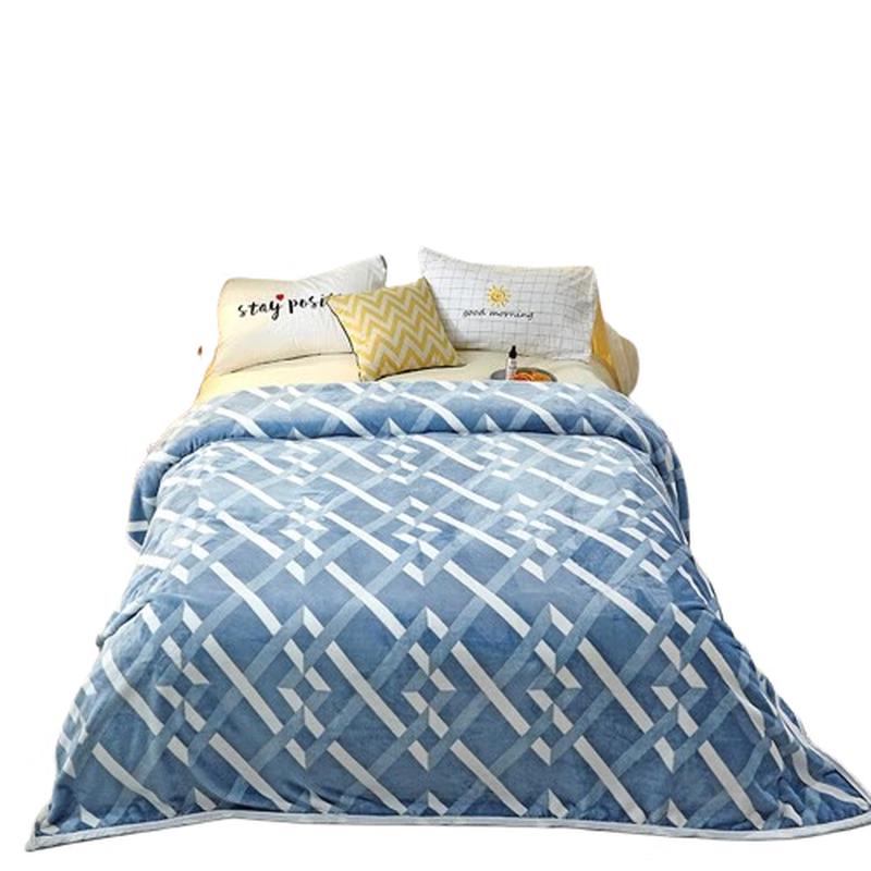 Yiyiai Cloud Mink Coral Fleece Blanket