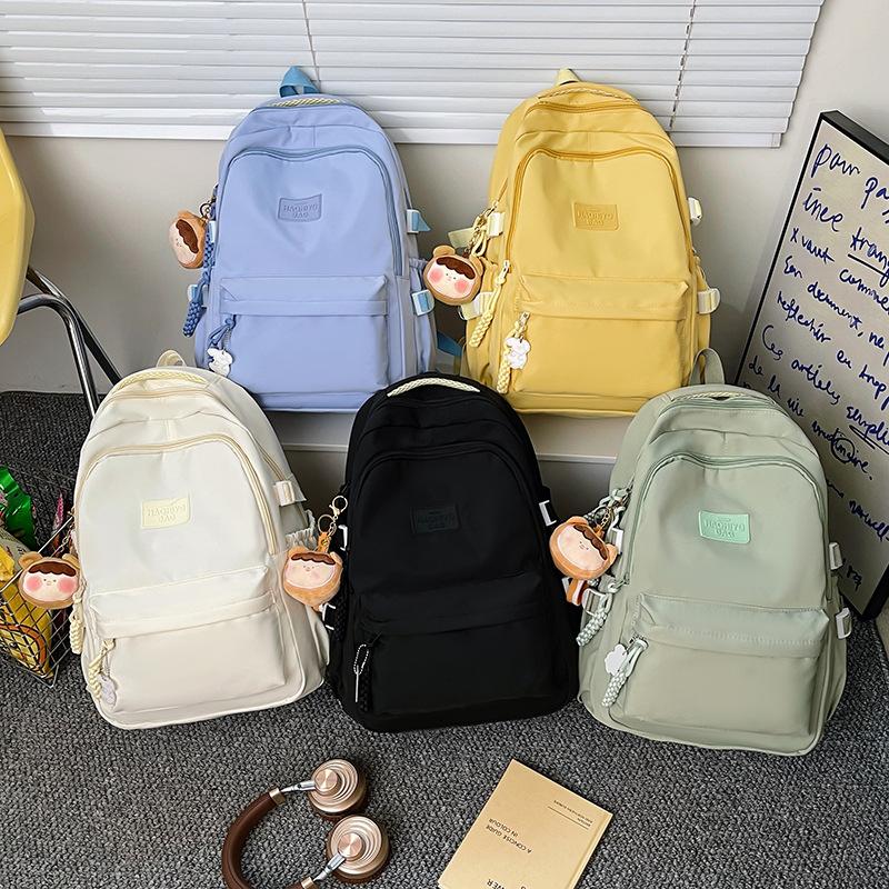 The College High School Versatile Color-blocking Backpack Is A Niche Design for College Students