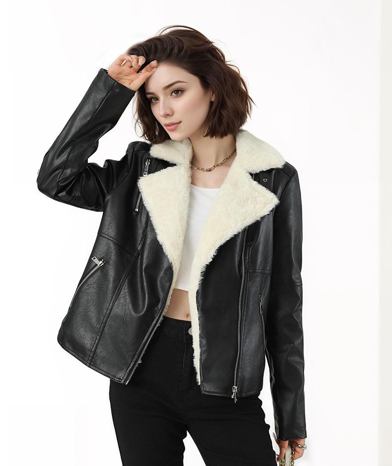 Winter Women's Fleece Jacket Thick Warm PU Leather Jacket Slim Turn Down Collar Flocked Leather Coat