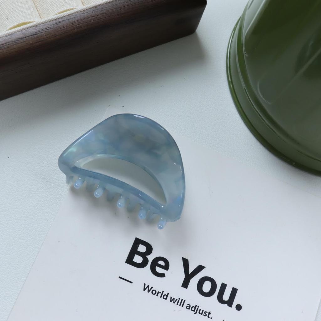 Nan Rui 4.5cm Acetate Hollow Semicircle Claw Clip - Sweet & Trendy Hair Accessory