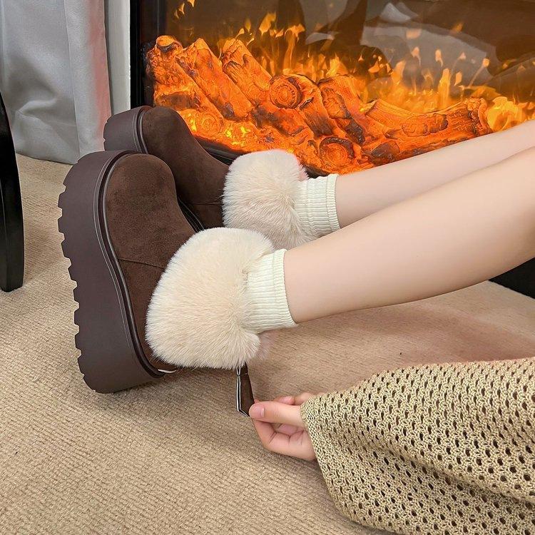 Small muffin thick-soled velvet snow boots winter new super fire hair short boots 35 темно-коричневого