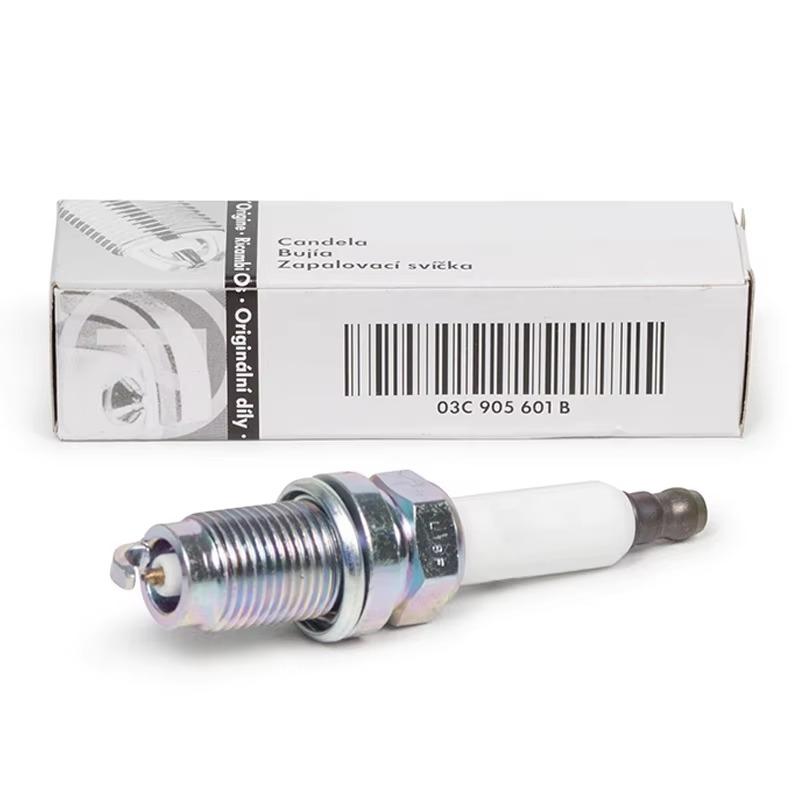 4/6 stücke 03C905601B SIZFR6B8EG Iridium Zündkerze für VW Golf Polo Jetta Passat für A1 Skoda Fabia SITZ SIZFR6B8EG 03C905601A