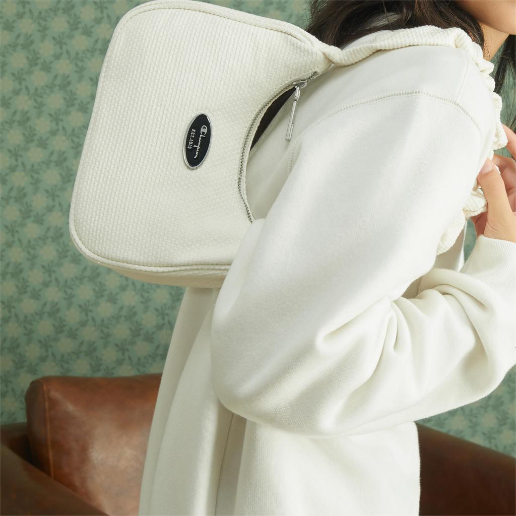 Champion Twisted Underarm Bag Script Logo Enamel Tag Pleated Hair Tie Shoulder Strap Casual Versatile Synthetic Leather Shoulder Bag Small U4AACPU14