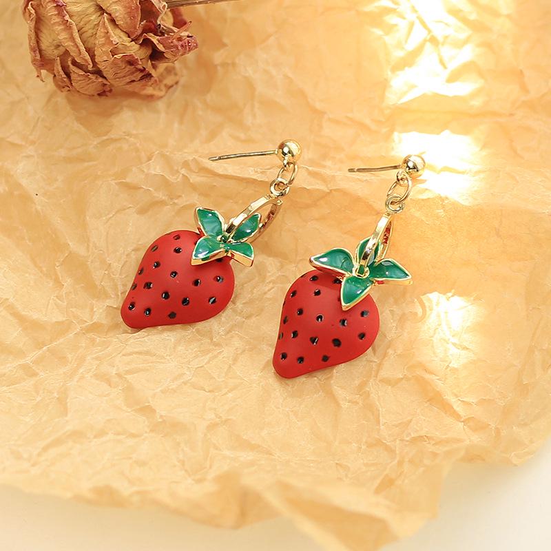 

Милые серьги-подвески с клубничками высокого класса - Свежий, модный красный дизайн