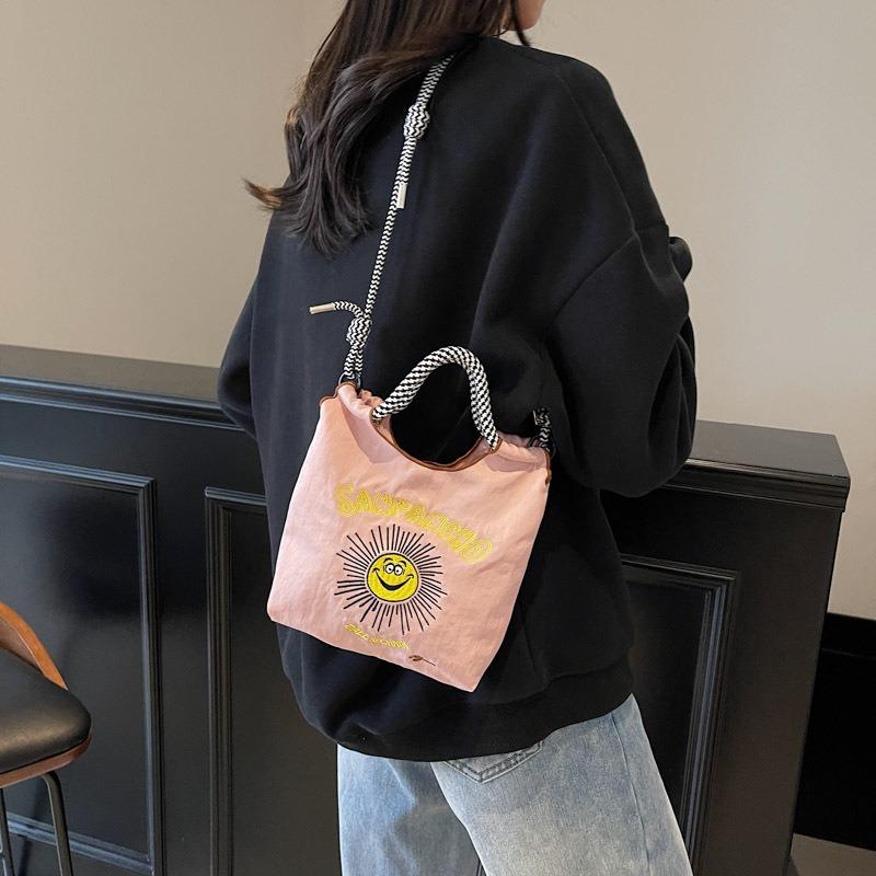 Neue umweltfreundliche Einkaufstasche bestickte Nylontasche Sonnenblumen-Tragetasche Mini-Schulter-Umhängetasche Damen