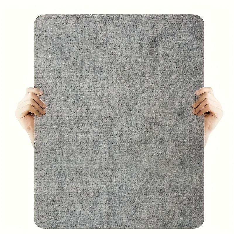 Durable and Heat-Resistant Portable Ironing Mat - Foldable Design, Suitable for Quilting, Sewing, and Crafts | Perfect for Home and Travel Use