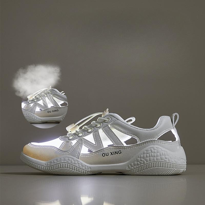 New Breathable Student Sneakers and Sports Shoes