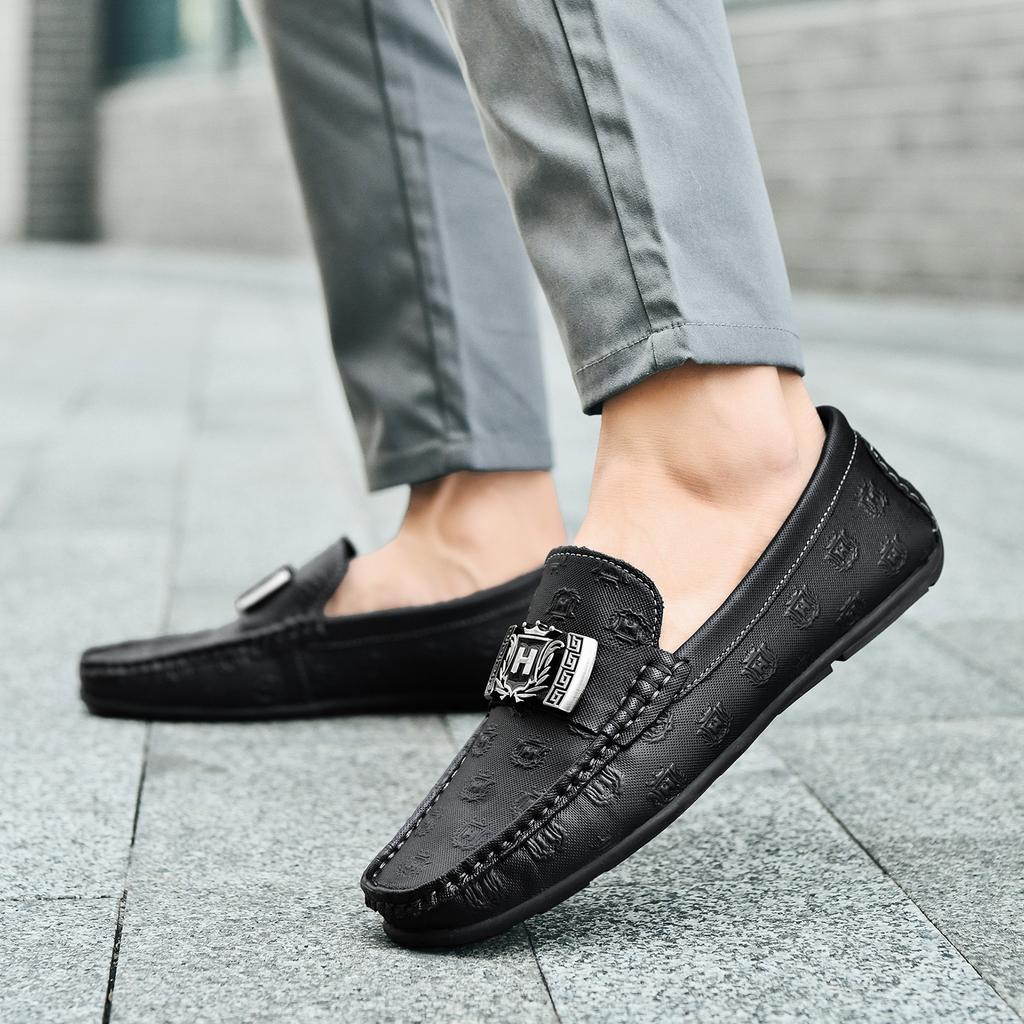 Fashion Mens Shoes High Quality New Soft Walking Flats Men's All-match Loafers Genuine Leather Lightweight Mens Business Shoes