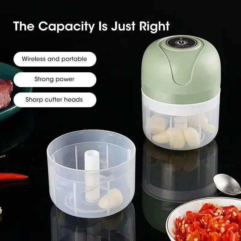 Portable Electric Garlic Masher Grinder 250ml Rechargeable Meat Grinder Chili Ginger Vegetable Blender
