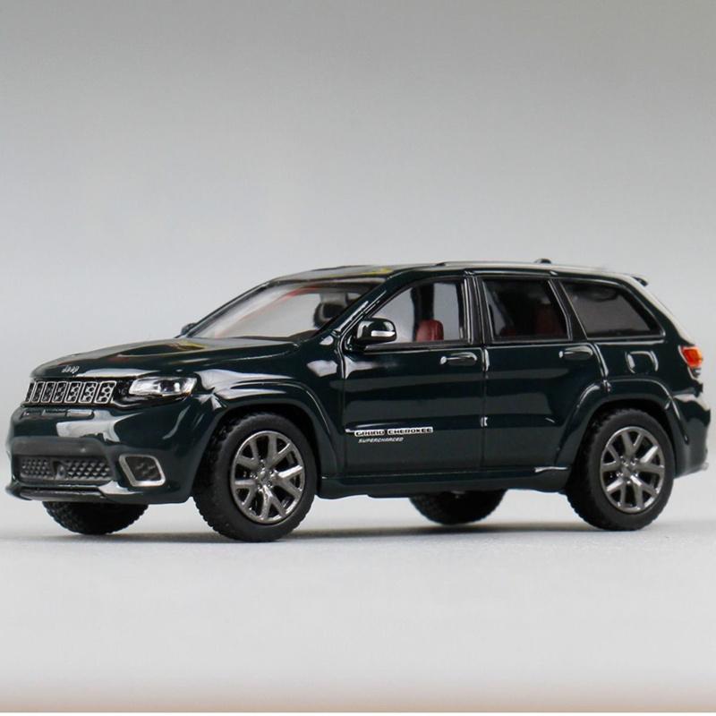 1:64 Jeeps Grand Cherokee SUV Alloy Car Model Diecast Metal Off-road Vehicles Car Model Miniature Scale Simulation Kids Toy Gift