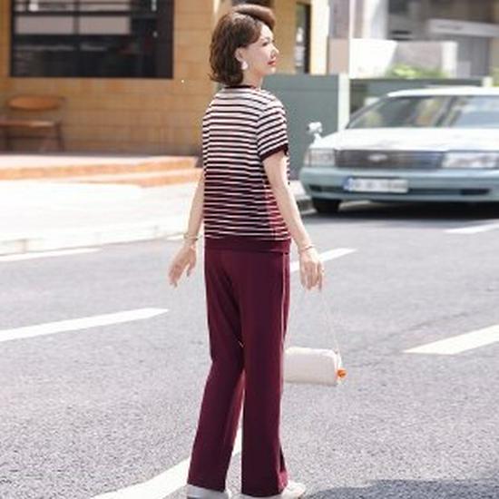 

Mom s Sporty Summer Two-Piece Set: Casual Short Sleeve Top & Stylish Pants for Women in Their 40s & 50s 2XL вино красного