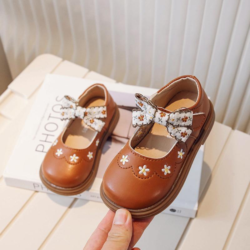 Little Girl Leather Shoes Fashion Sweet Bowtie Children's Flats Embroidery Causal Kids Versatile Princess Wedding Shoes Non-slip
