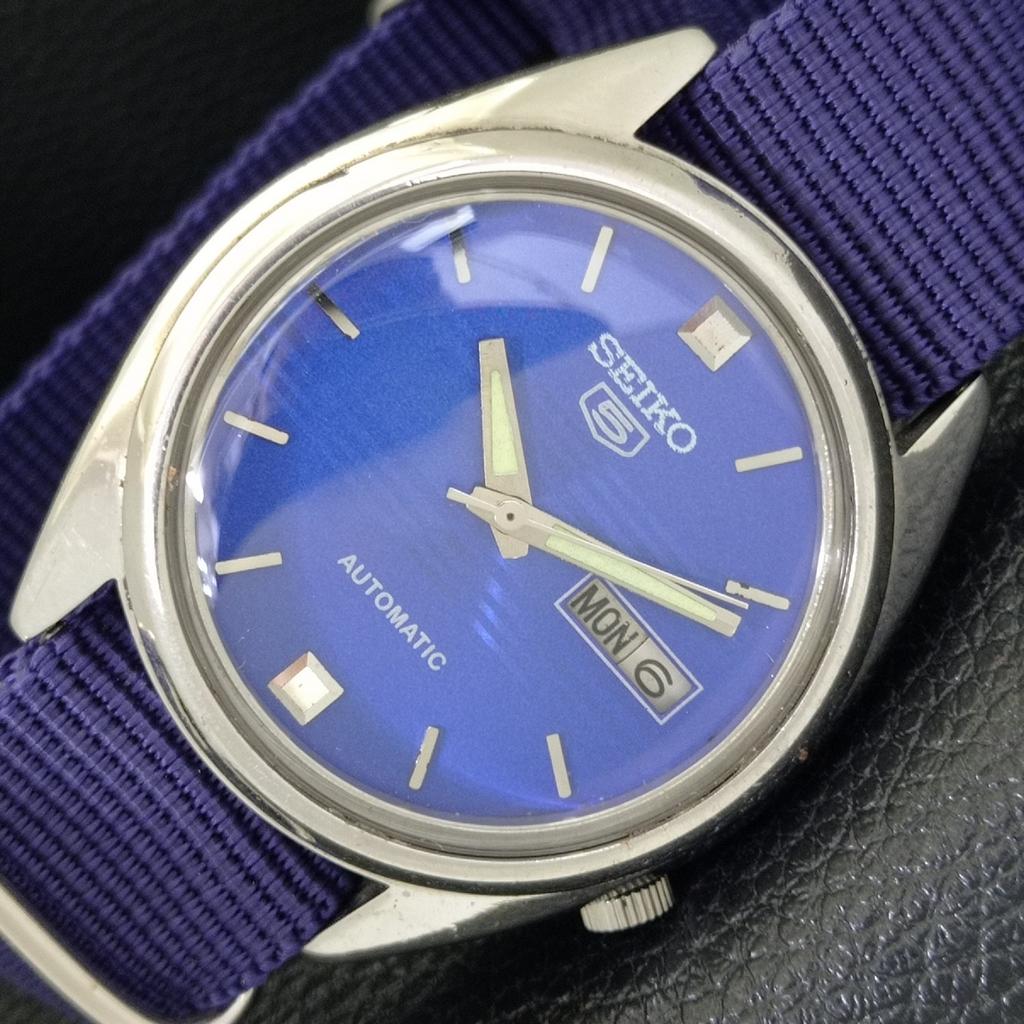 Seiko 5 AUTOMATIC 7019A JAPAN MENS VINTAGE BLUE COLOR DIAL WATCH A701632-5 R206c-a701632