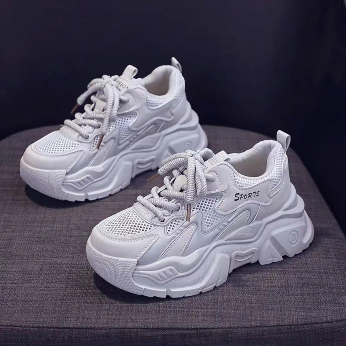 

Sneakers women s shock absorption new spring and summer thick-soled versatile breathable sports and leisure shoes children 35 чорний