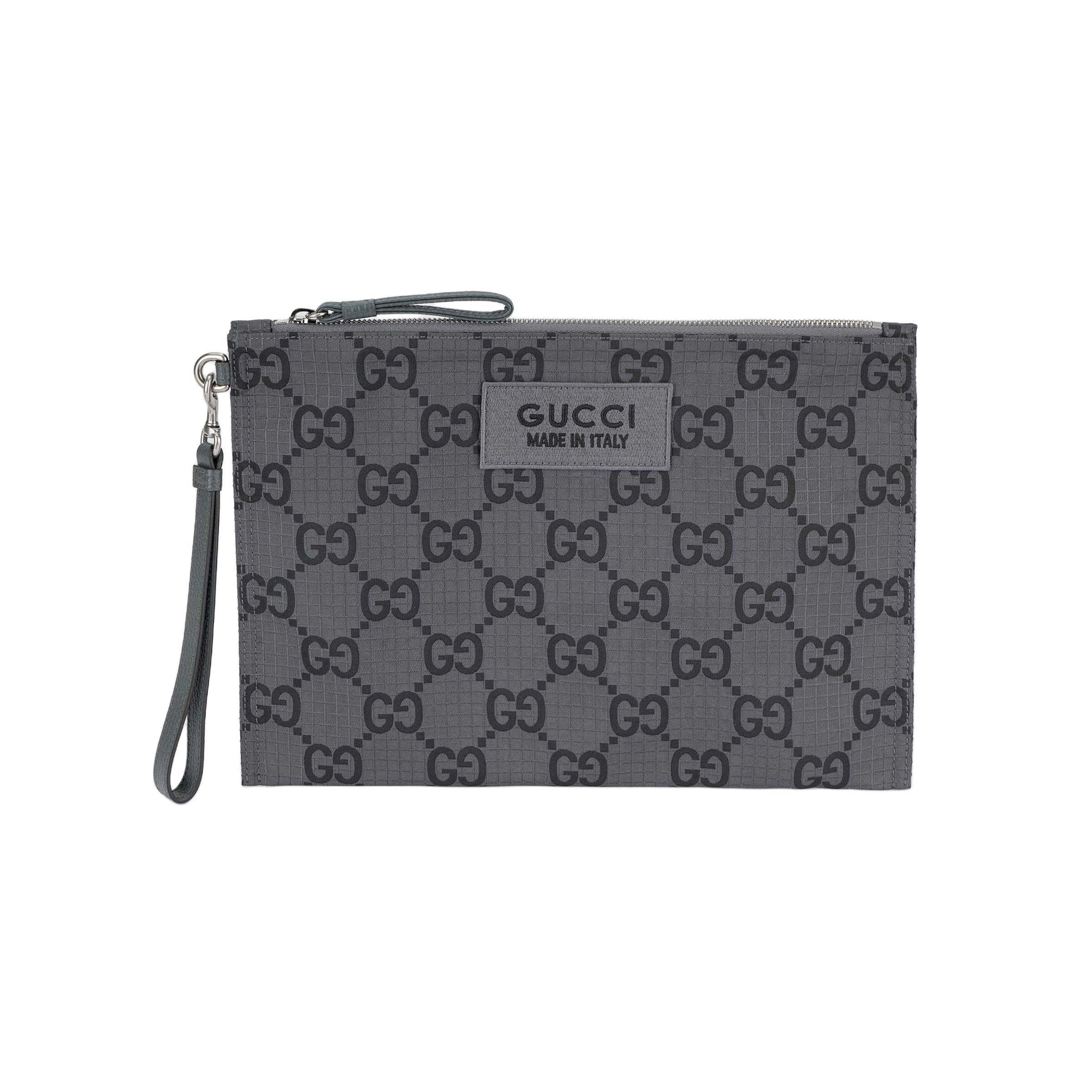 

Gucci GG Monogram Gray Canvas Leather Trim Zip Pouch Wristlet Clutch Bag For Daily Use & Travel Box(Basic Set+Box)