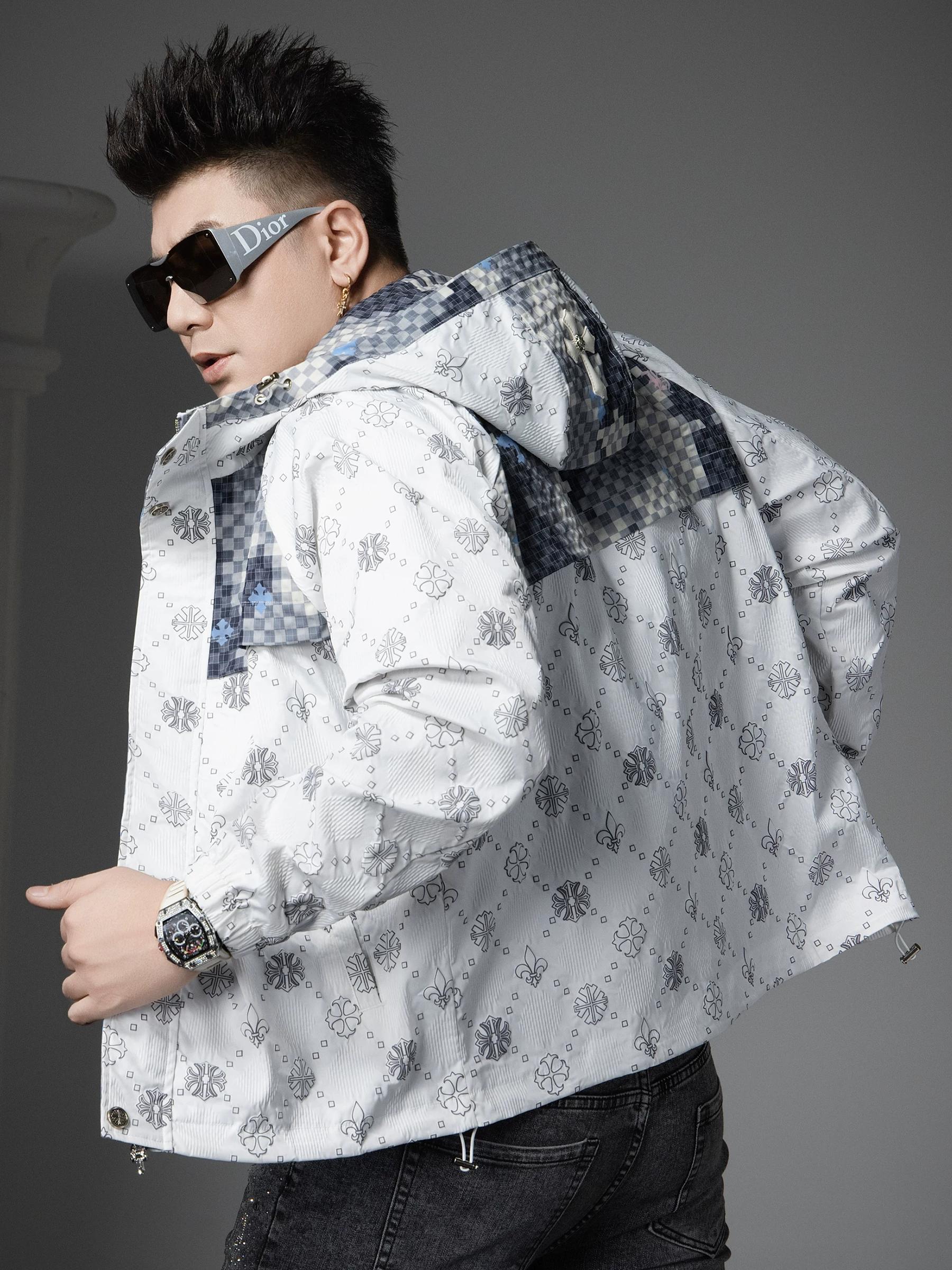European Fashion Patchwork Men s Jacket 2025 Autumn New Trendy Brand Stylish Hooded Jacket Men s Casual Top L (60-70kg) белый