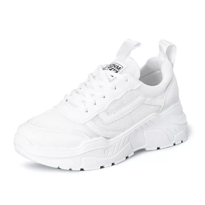 Frühling und Herbst neue Sommer atmungsaktive Mesh-Sneaker Dad-Schuhe