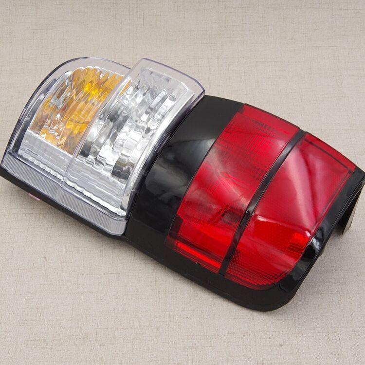 Задний фонарь Задний фонарь Задний свет Для Jinbei Toyota Haise 81560-26330 /81550-26330 left