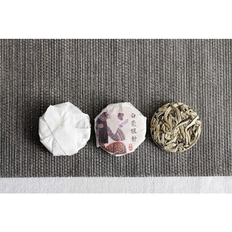 500g Yunnan Pu'er Tee gepresste weiße Haare Silbernadel kleine Kuchen Mini Tuo Tee