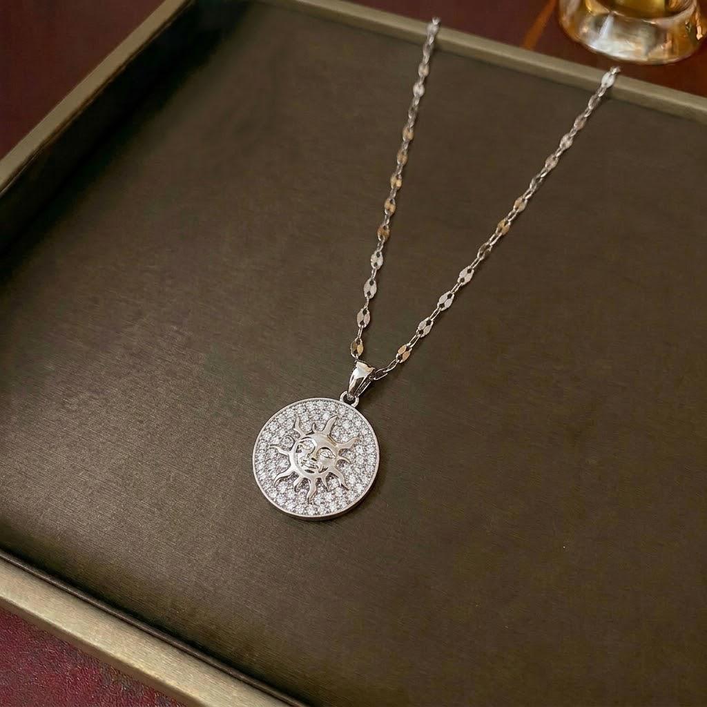 Women's Cross-Border Fashion Necklace with Colorful Zirconia Heart and Titanium Steel Clavicle Chain