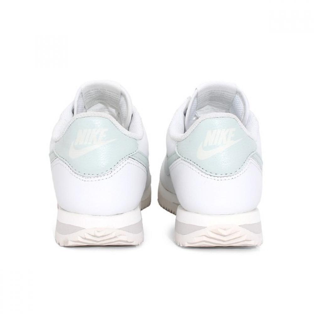 Nike Women S Cortez SneakerS Dn1791 106