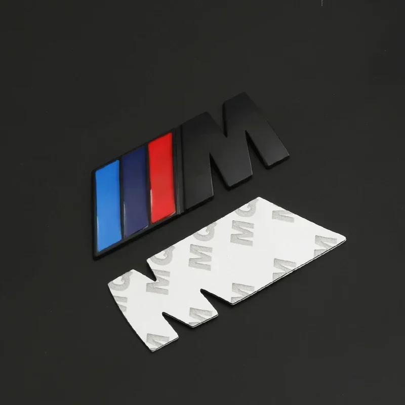 1 Stück 3D Auto Kofferraumplakette Heckemblem 3D Aufkleber Für M Bmw X1 X3 X5 X6 E30 E90 M3 E84 E83 F25 E83 F25 E91 E60 F15 F16 E70 F30 Auto Zubehör