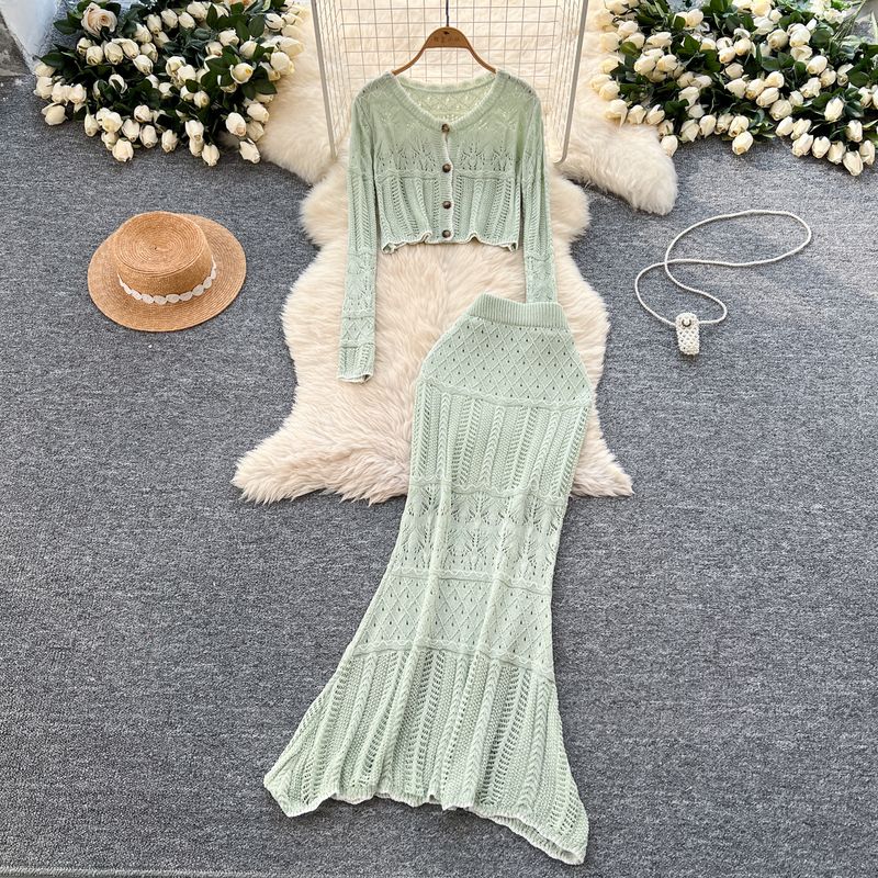 

Кардиган-верхняя одежда в нежном французском стиле с ажурной вязкой + Облегающее платье-футляр с юбкой-годе, комплект из двух предметов Green One size