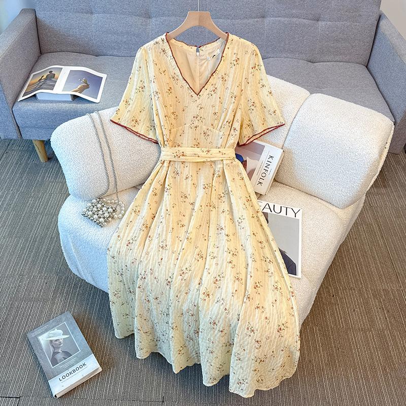 

Женское платье большого размера во французском нежном стиле с V-образным вырезом, цветочным принтом, короткими рукавами и приталенным поясом для лета, новый стиль 6XL абрикосовый