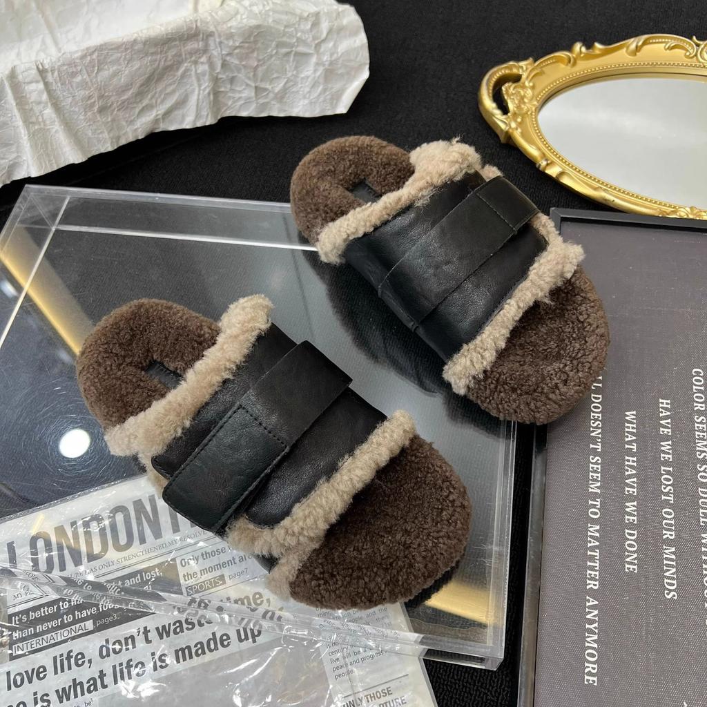 European autumn and winter wool shoes niche design lamb wool high-end sense thick sole outer wear retro belt buckle cotton slippers women
