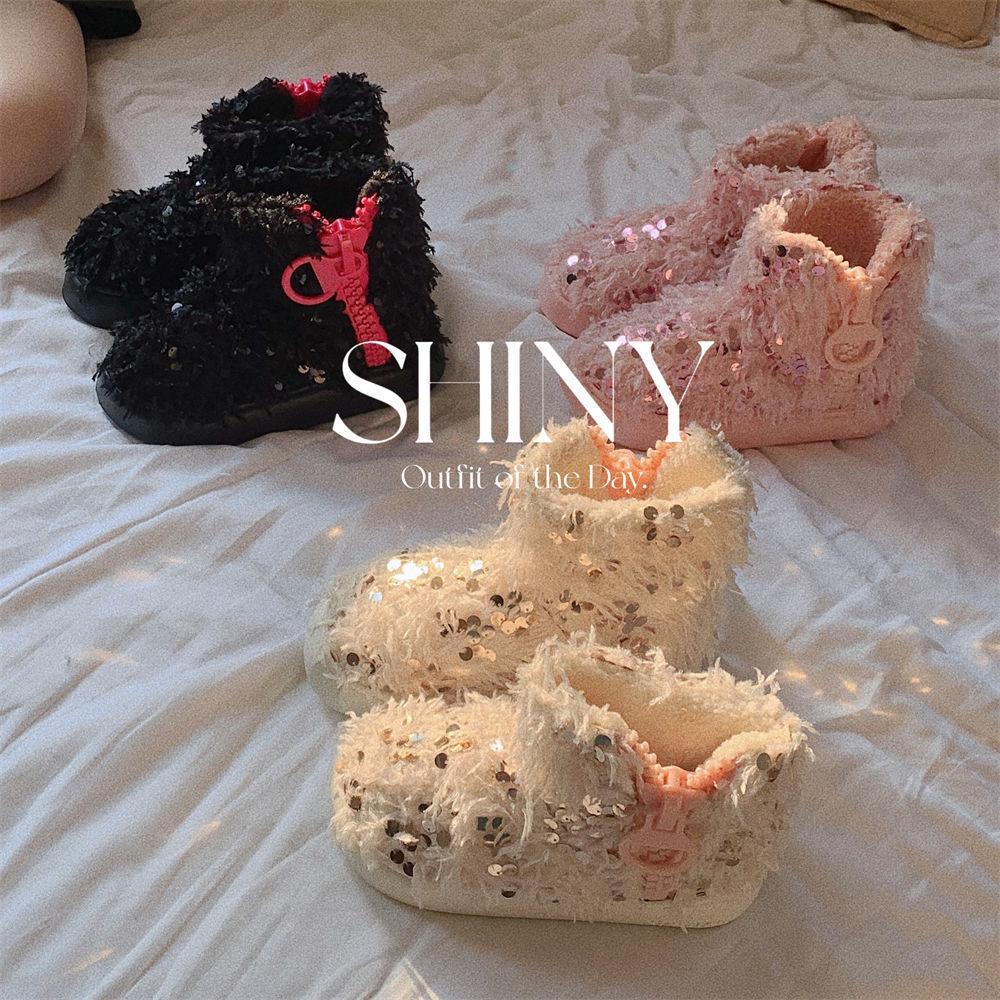 Fashion 2025 Winter Women Luxury Long Plush Warm Snow Boots Casual Shoes New Fur Feather Sequins Designer Ankle Boots Ladies Thick Shoes