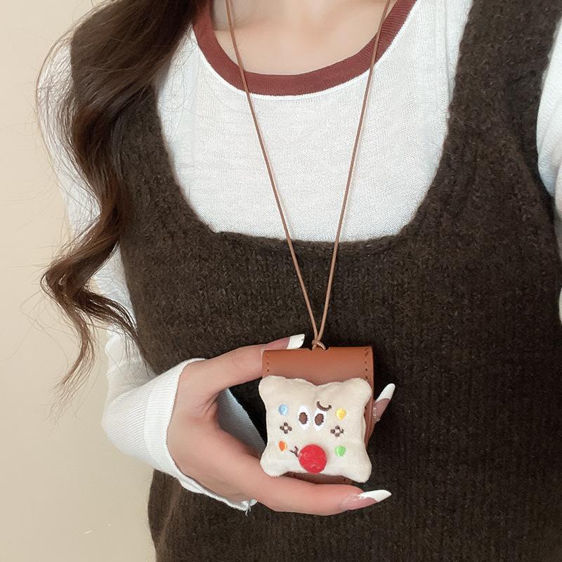 Autumn and winter retro coffee color tiger's eye stone pearl necklace temperament collarbone chain Maillard necklace women