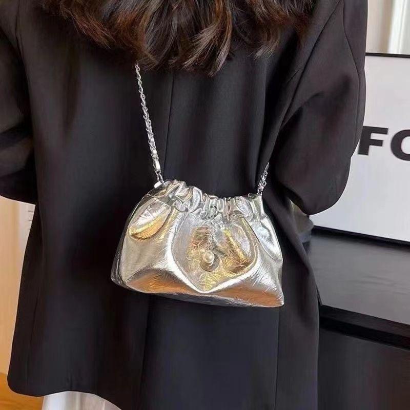 

Luxury Niche Versatile Women s New Silver Drawstring Bucket Cloud Bag Equipped with adjustable chain