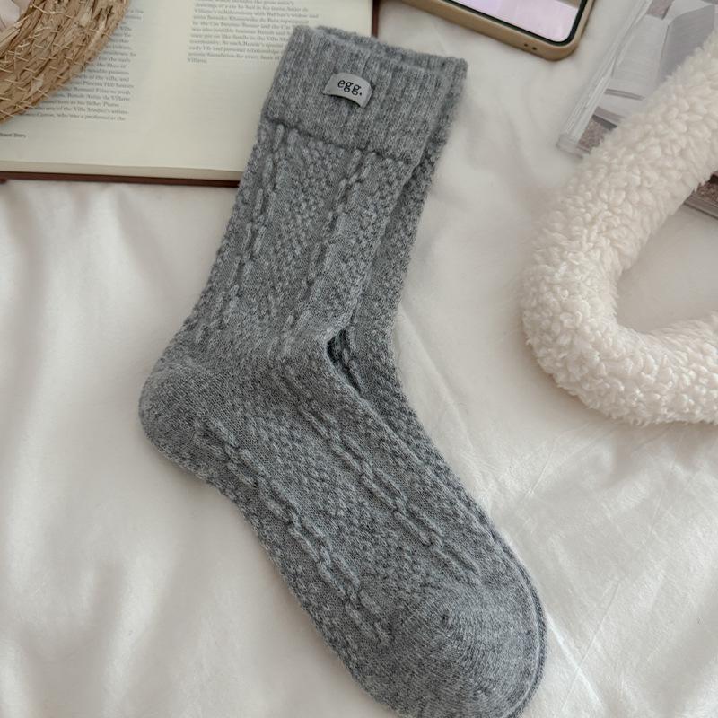 Cloth Label Wool Socks, Women's Mid-calf Socks, Autumn and Winter Linen Pattern Boneless Pile Socks, Women's Warmth