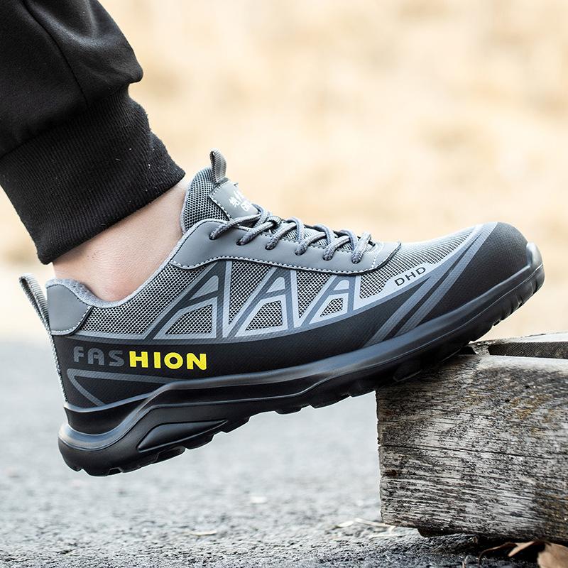 Labor Insurance Shoes Men's Anti-smashing and Anti-piercing, Work Safety Shoes Insulated Electrical Shoes