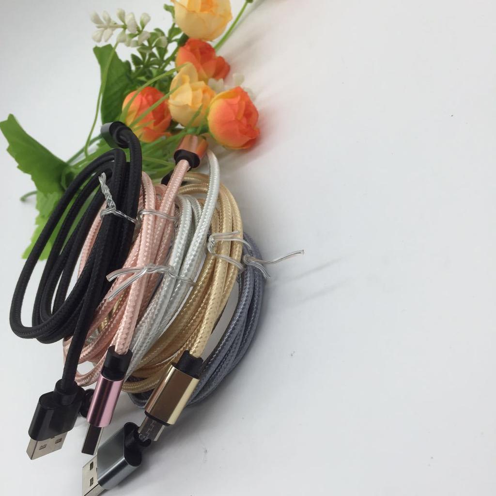 Heavy Metal Nylon Braided Data Cable Suitable for Android Smart Apple Charging Cable