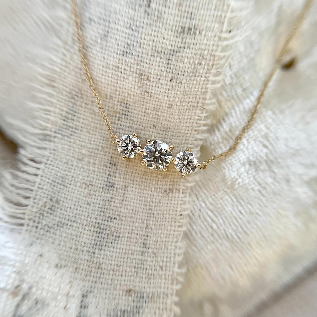 S925 Sterlingsilber Vergoldet 18 Karat Gold Drei Zirkonia Anhänger Halskette Exquisite Funkelnde Schlüsselbein Kette