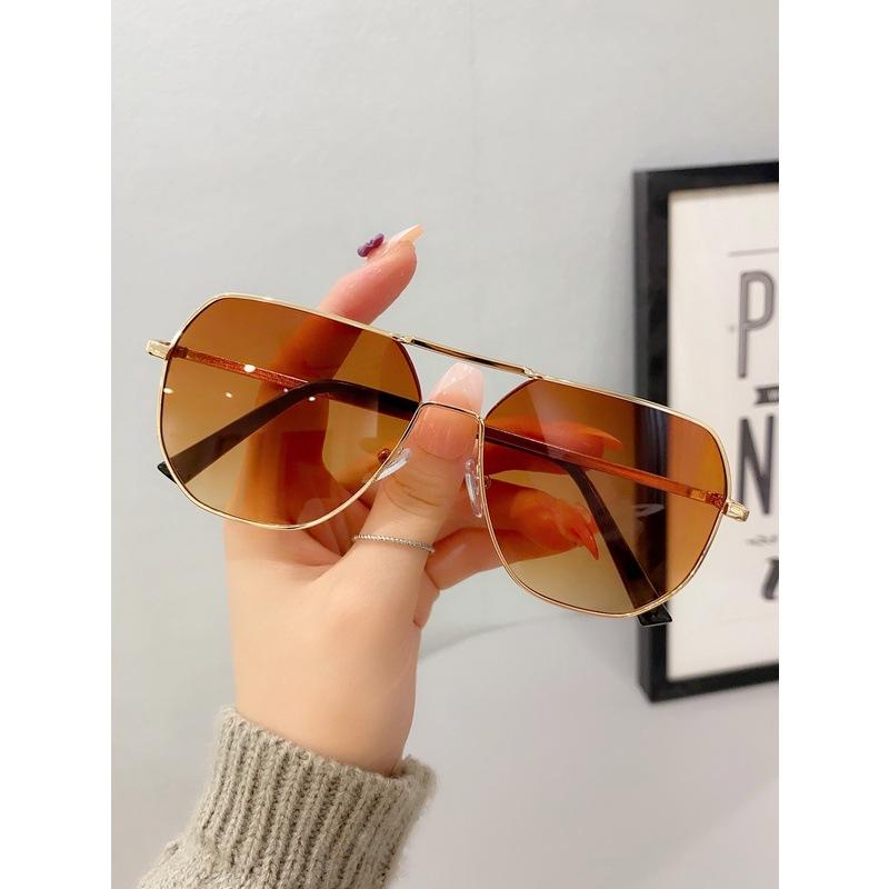 JYL TS Cat Eye Sunglasses Women UV Protection  Small Frame 8692 A-5972 латунный